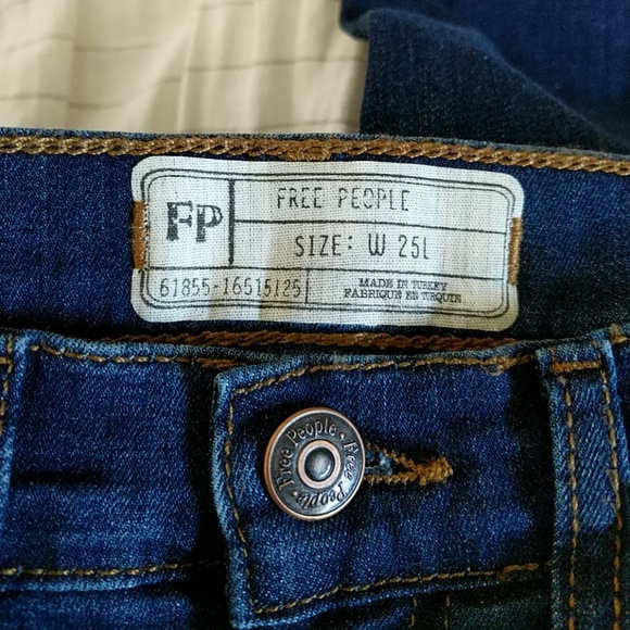 Free People Busted Knee High Rise Skinny Jeans - Picture 5 of 6